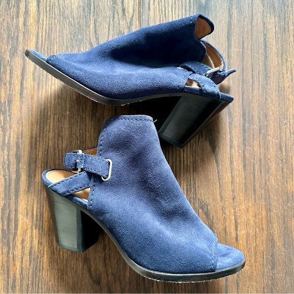 Frye • Suede Open Toe Bootie • 8 - Picture 2 of 10